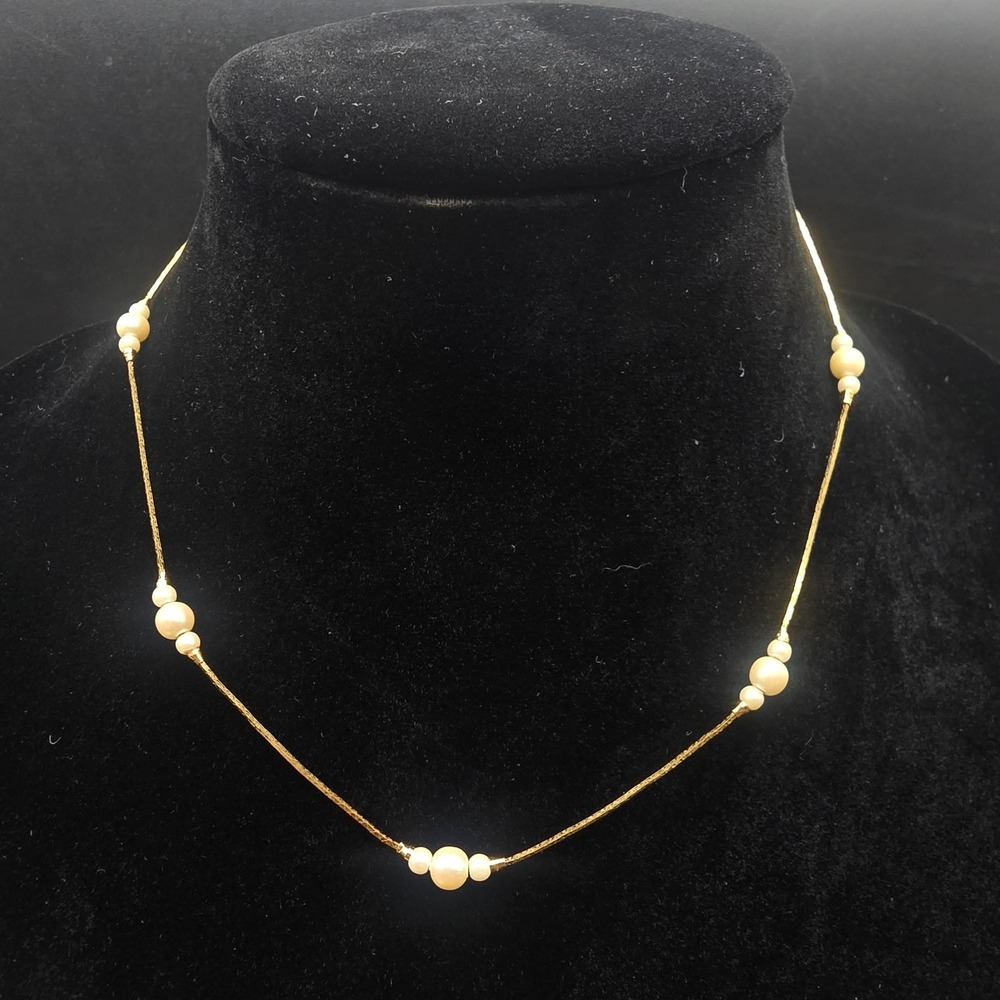 Avon 1986 Faux Pearl Whisper Necklace Dainty Gold Tone Vintage